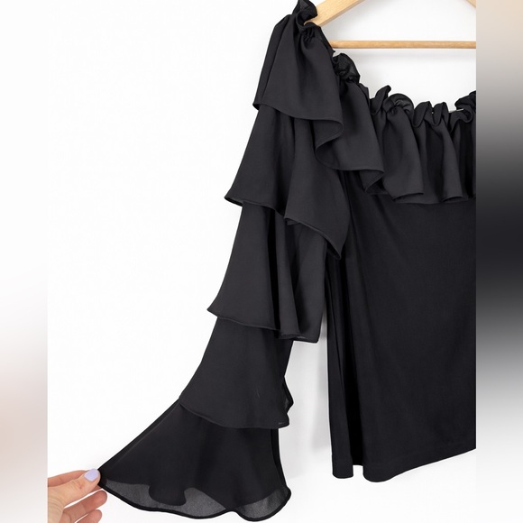 Joseph Ribkoff Off Shoulder Tiered Ruffle Blouse Style 191258 Black Size 12 - Picture 4 of 6
